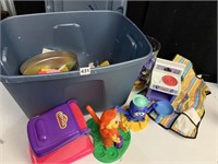 TOTE WITH LARGE LOT OF PLAYDOH TOYS AND PLASTIC