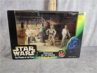 STAR WARS PURCHASE OF THE DROIDS ACTION FIGURES