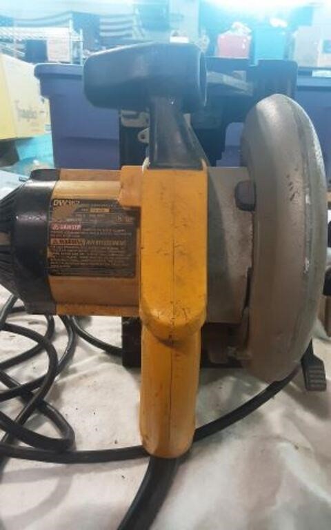 Nice Tools-Outdoor Items, Corvette, online Auction