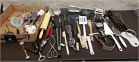 Lot of Kitchen Tools & Gadgets