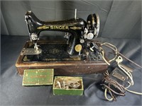Vintage Singer Manufacturing Sewing Machine