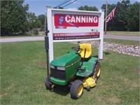 John Deere LX178 Gear Lawn Tractor