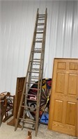 2 Wood ladders