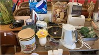 Table lot small appliances,Pur