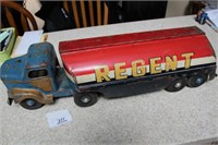 Estate-Metal Toy Tanker Truck(Regent Gas)