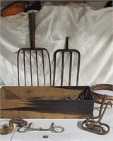 Wooden box of metal hooks & Horse bits