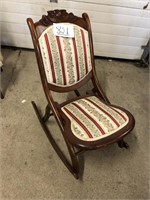 FOLDING ROCKING CHAIR