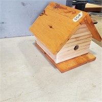 10"x10" Bird House