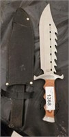 SHEATHED BOWIE STYLE KNIFE