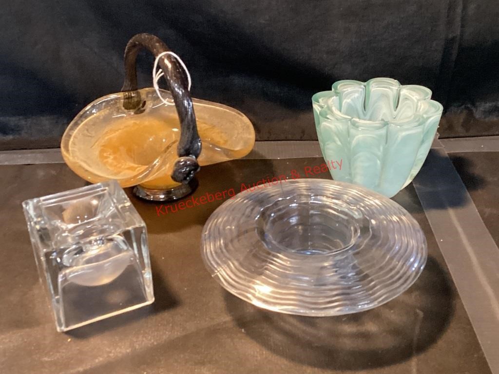 Assorted Collectable Glassware