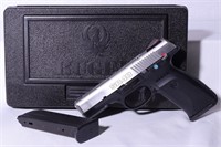 NEW Ruger SR40 .40S&W Pistol w/ 2 Magazines