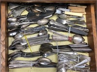 ENTIRE Drawer full of Vintage Silverware 3