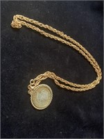 Ladies Necklace with 1 dollar coin