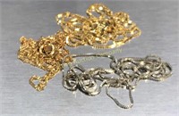 18kt Necklaces - 3, 3.09 Grams