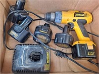 DeWalt Drill with batteries & charger-Tested