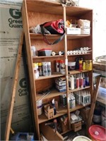 SHELF AND CONTENTS TO INCLUDE VARIOUS SPRAY PAINT