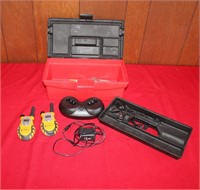 Motorola FRS Walkie Talkie Set