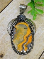 BUMBLEBEE JASPER PENDANT WITH INTRICATE TOOLING RO