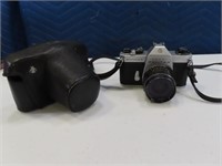 PENTAX "Spotmatic F" vtg blk Camera w/ Lens & Case