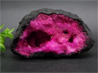 PINK GEODE ROCK STONE LAPIDARY SPECIMEN