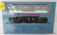 Proto 2000 Undecorated E-7 Locomotive 21072, OB