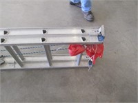 Aluminum extention ladder