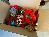 BOX CHRISTMAS DECOR