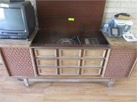 Morse radio and phonograph stereo reciever cabinet
