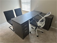 4PC DESK & CHAIRS