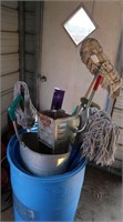 CleaningSupplies-mop,bucket-plastic barrel not inc