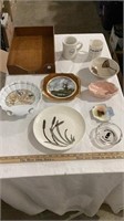 Decorative glass plates, ashtray, wooden box,