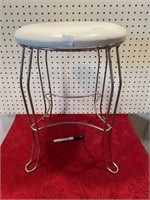 VINTAGE METAL STOOL