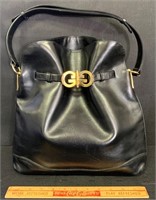 VINTAGE GUCCI LEATHER BAG WITH GOLD ACCENTS
