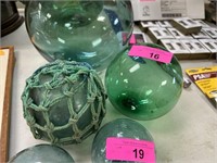 2PC MARINE GLASS FLOATS