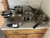 Grouping of Pots & Pans