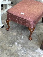 Queen Anne Style Foot Stool - Mauve 25x19x16