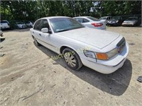 2000 Mercury Grand Marquis Tow# 14360