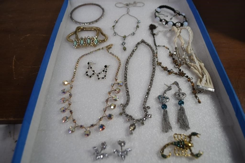 Nice Assortment Of Rhinestone Jewelry