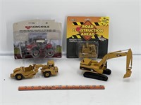 1/64 Earth mover and excavator