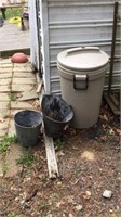 Trash Can (2) Ash Buckets