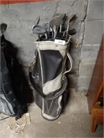 Right Handed Set of Tour Design Golf Clubs, Bag &
