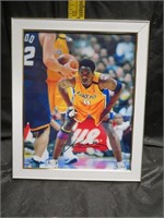 Kobe Bryant Signed 8 x 10 Photo Framed