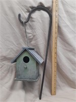 Small Bird House on a 19" Pole and Hook