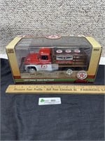 Texaco 1957 Chevy Stake Bed Truck 1:25 Scale