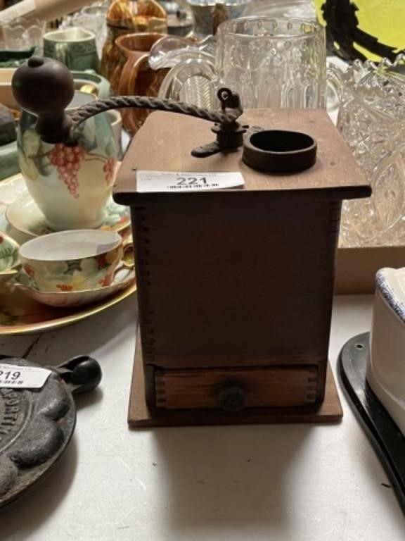 Wood Box Coffee Grinder