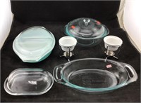 Pyrex Kitchenware Including Two With Lids Plus