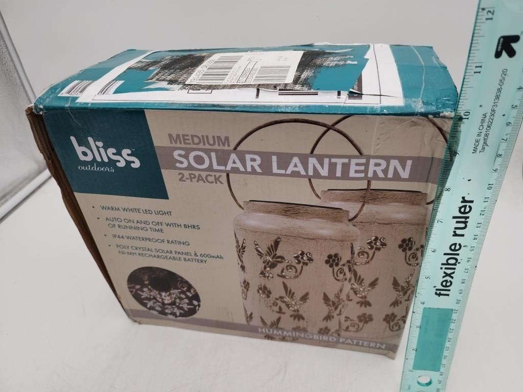 Bliss Outdoors Medium Solar Lanterns 2pk