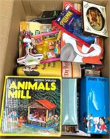 Treasure Box w Toys, Super Hero, Looney Tune, Soda
