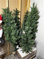 5 Christmas Trees 4' & Smaller