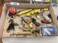 VINTAGE FISHING LURES AND PLUGS